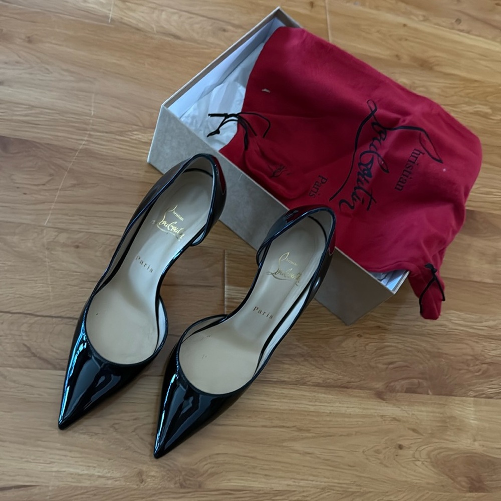 Christian Louboutin / red bottoms